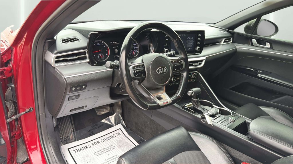 Photo 17 of this KIA K5