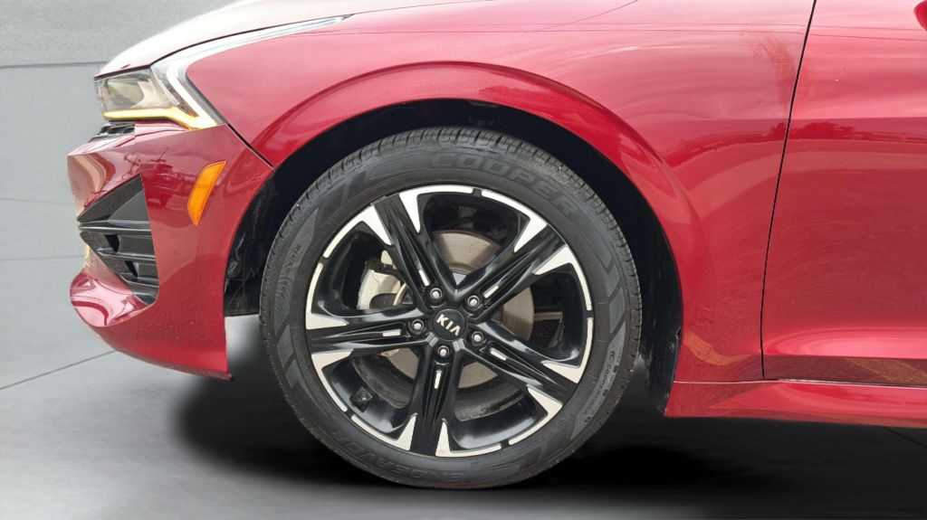 Photo 33 of this KIA K5