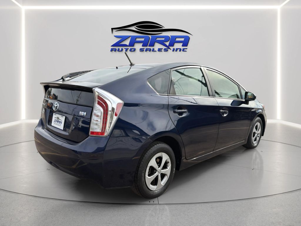 Photo 7 of this TOYOTA PRIUS