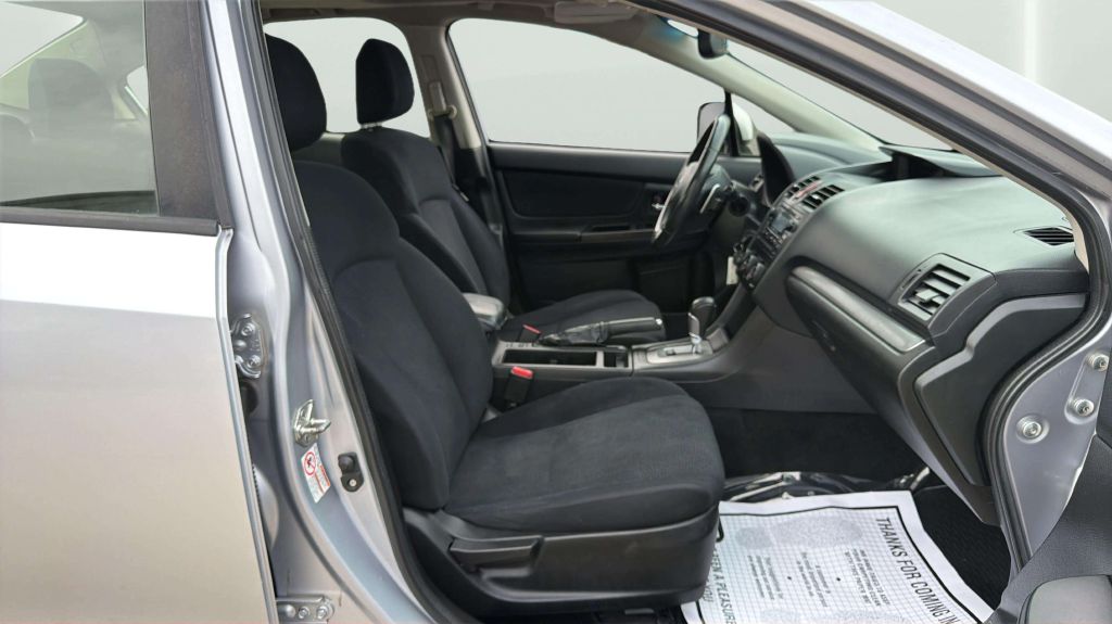 Photo 13 of this SUBARU IMPREZA