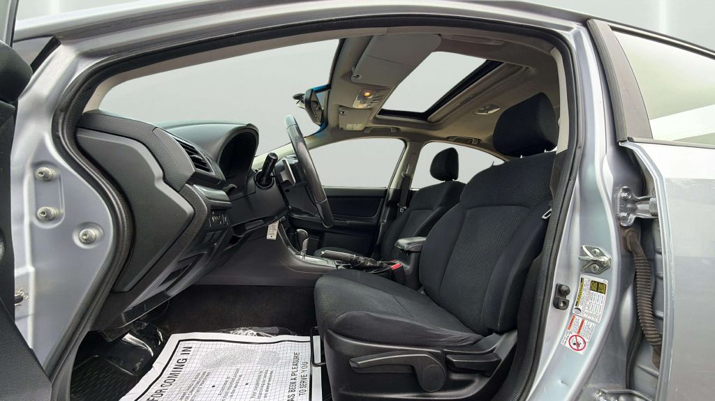 Photo 28 of this SUBARU IMPREZA