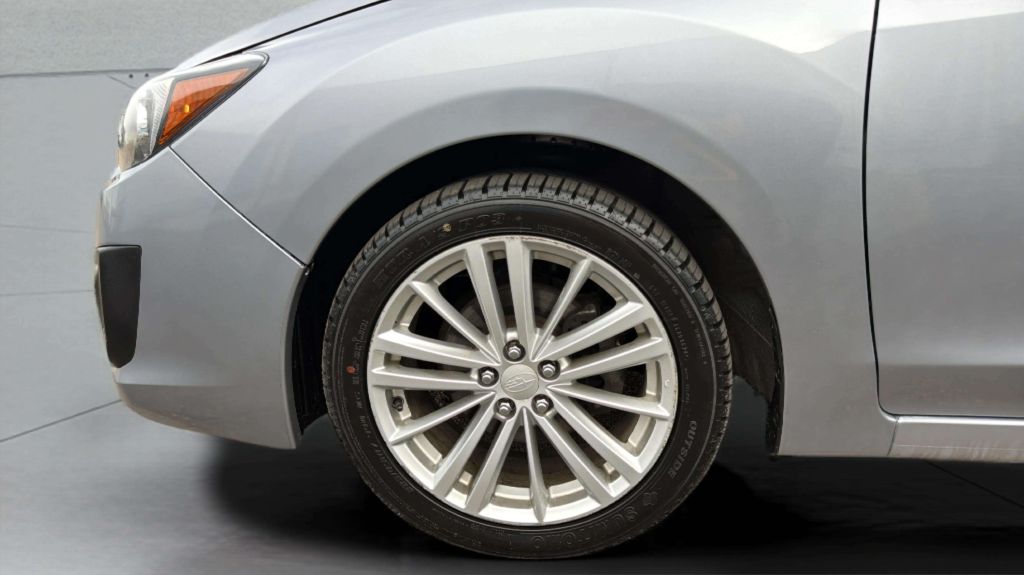 Photo 31 of this SUBARU IMPREZA