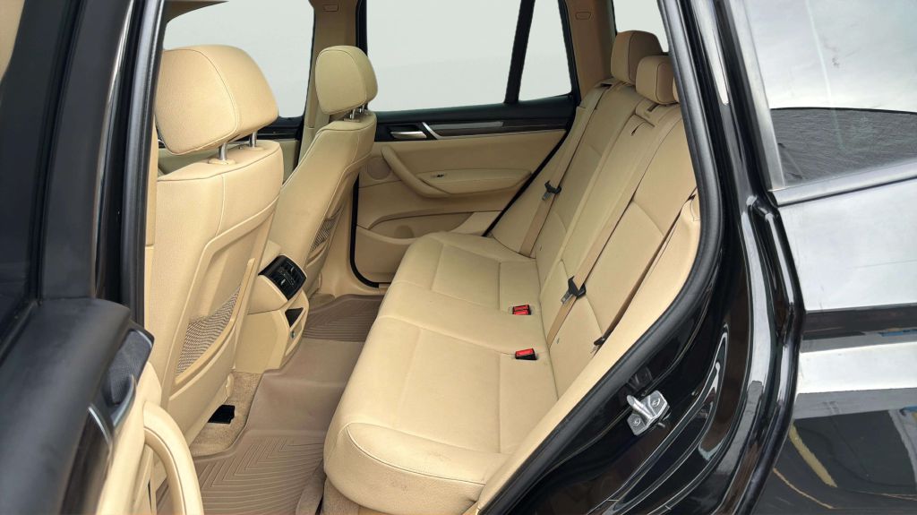 Photo 20 of this BMW X3