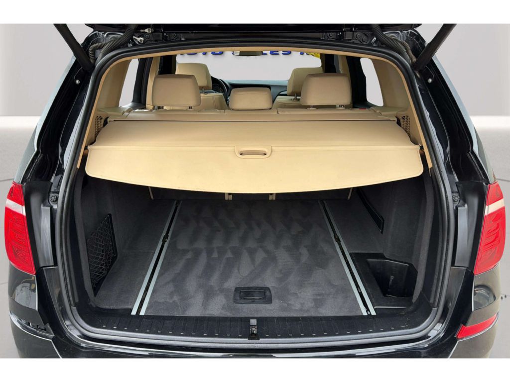 Photo 32 of this BMW X3