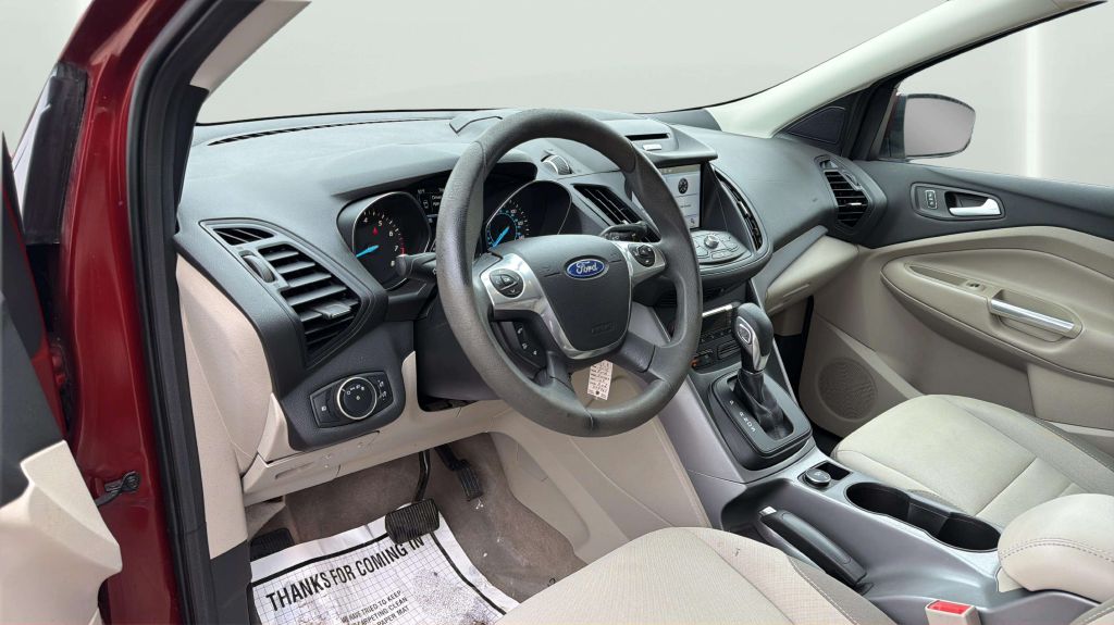 Photo 17 of this FORD ESCAPE