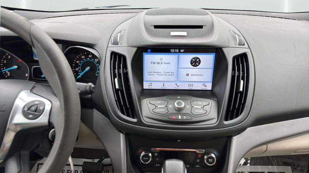 Photo 21 of this FORD ESCAPE