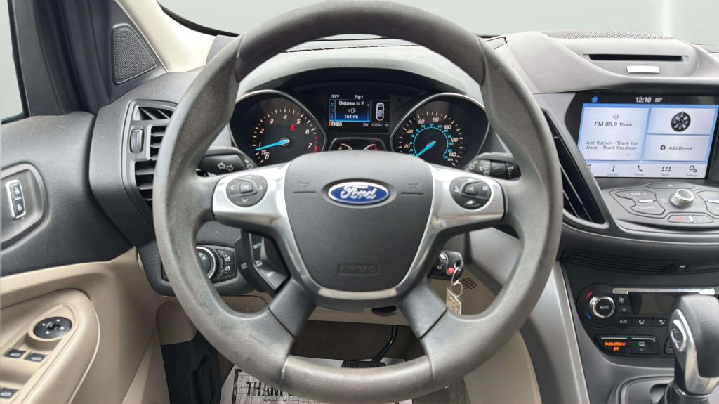 Photo 23 of this FORD ESCAPE