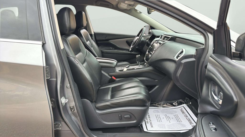 Photo 13 of this NISSAN MURANO
