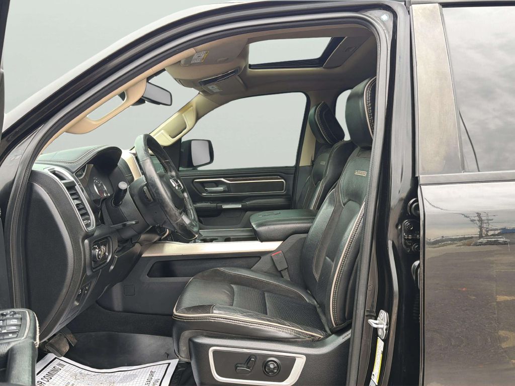 Photo 11 of this RAM 1500