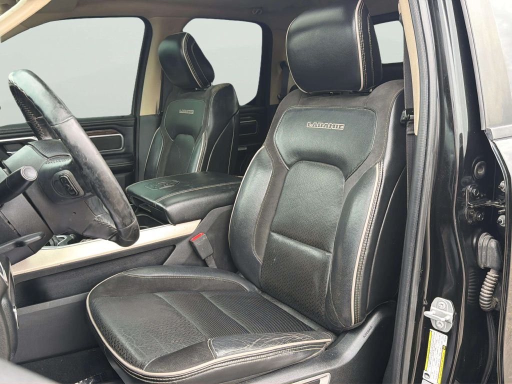 Photo 12 of this RAM 1500