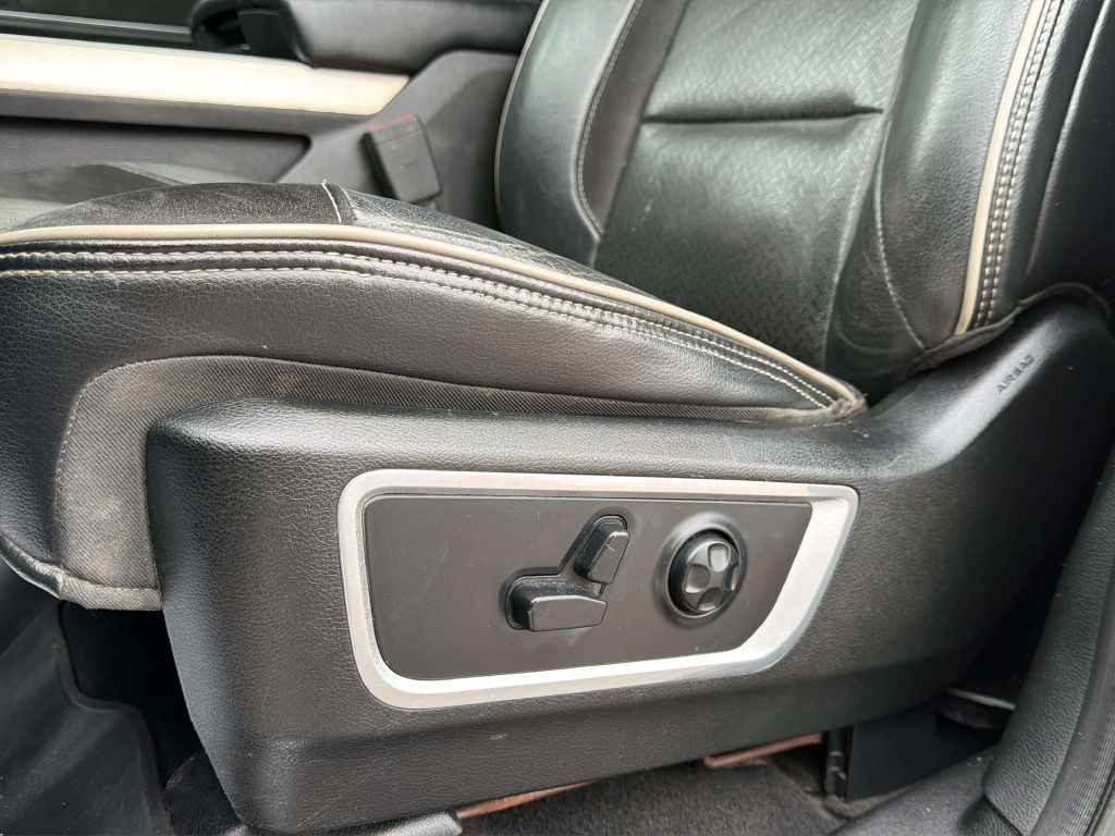 Photo 13 of this RAM 1500