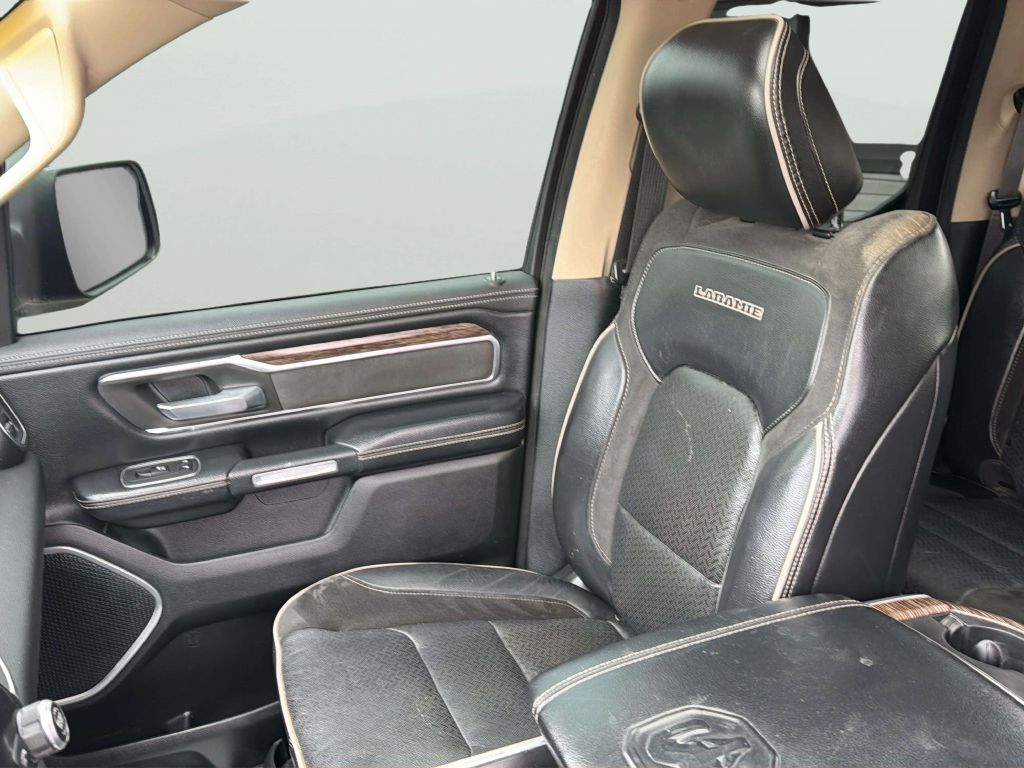Photo 14 of this RAM 1500