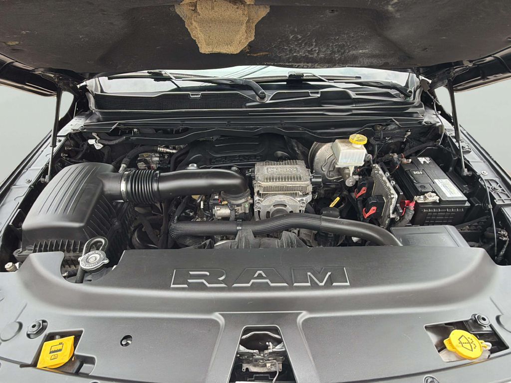 Photo 36 of this RAM 1500