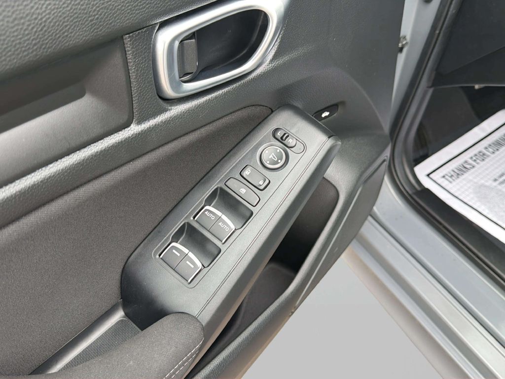 Photo 15 of this HONDA CIVIC