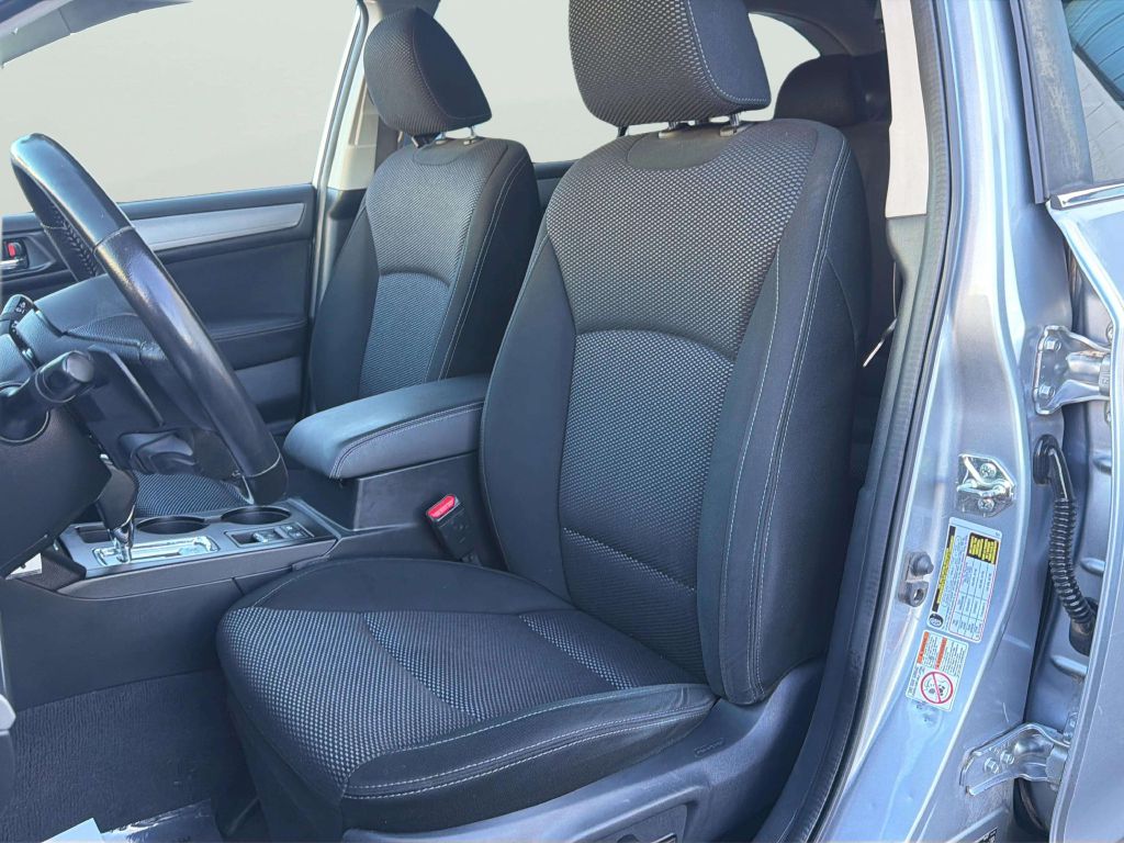 Photo 12 of this SUBARU OUTBACK
