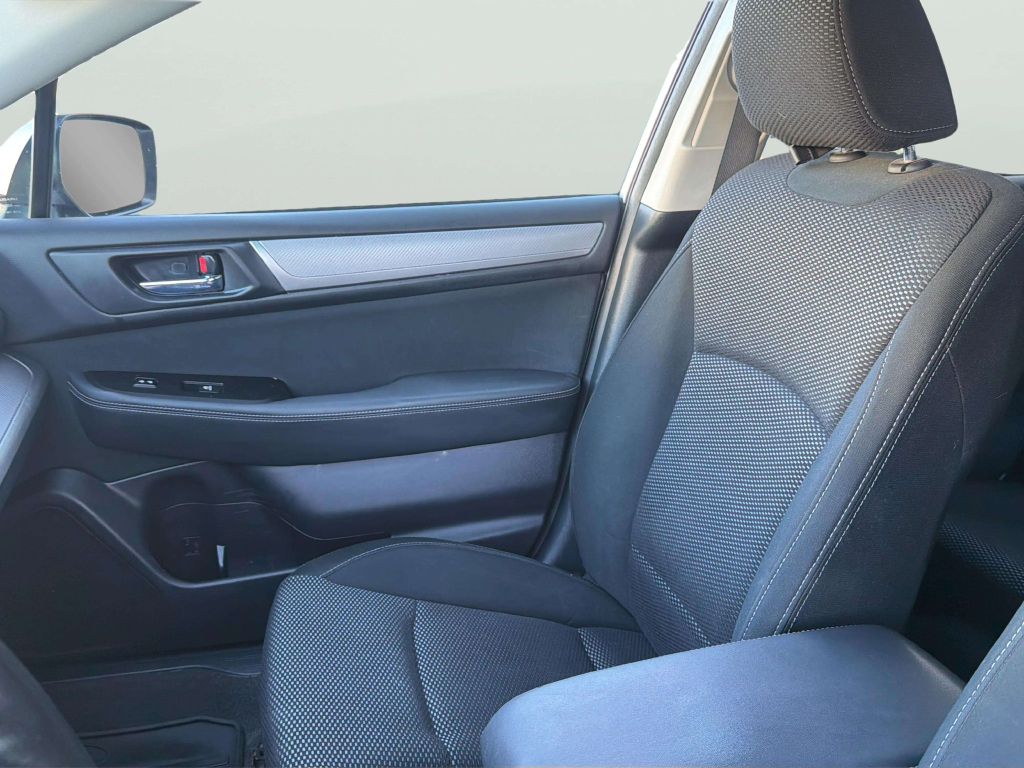 Photo 13 of this SUBARU OUTBACK