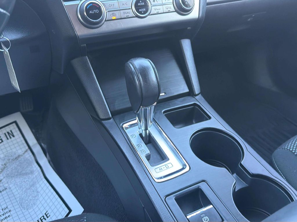 Photo 19 of this SUBARU OUTBACK