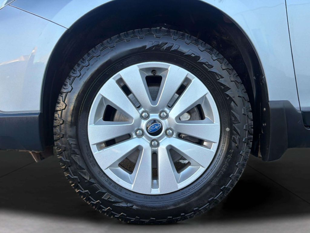 Photo 29 of this SUBARU OUTBACK