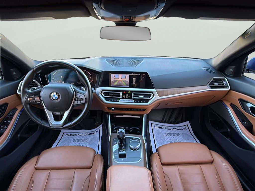 Photo 20 of this BMW 3 SERIES
