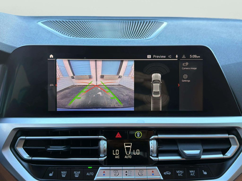 Photo 32 of this BMW 3 SERIES