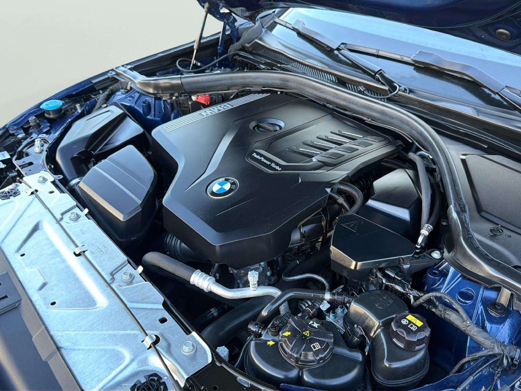 Photo 34 of this BMW 3 SERIES