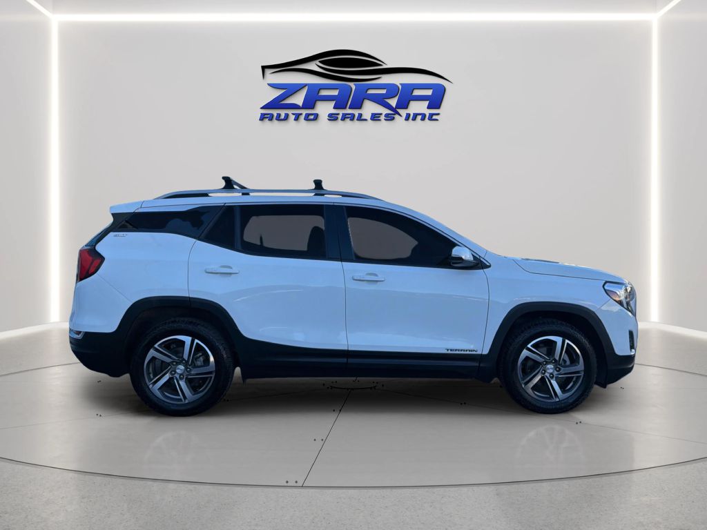 Photo 8 of this GMC TERRAIN