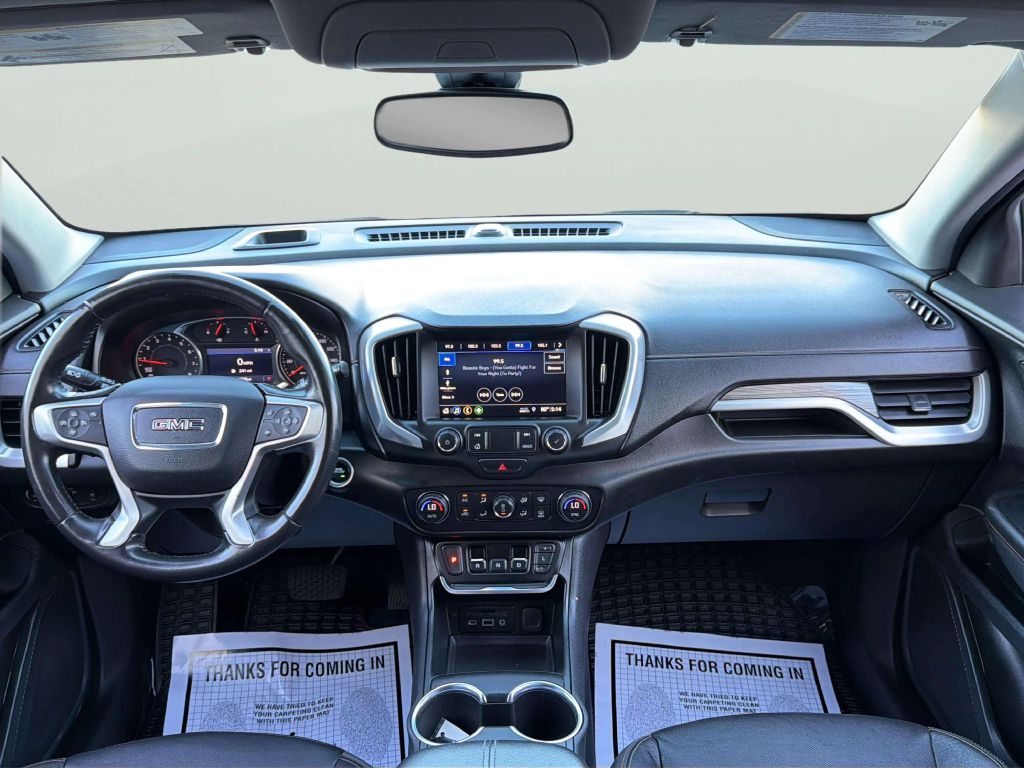 Photo 19 of this GMC TERRAIN