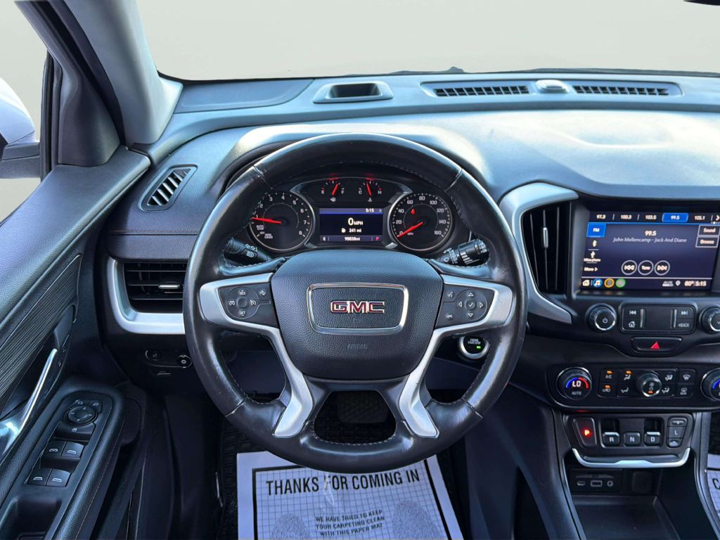 Photo 23 of this GMC TERRAIN