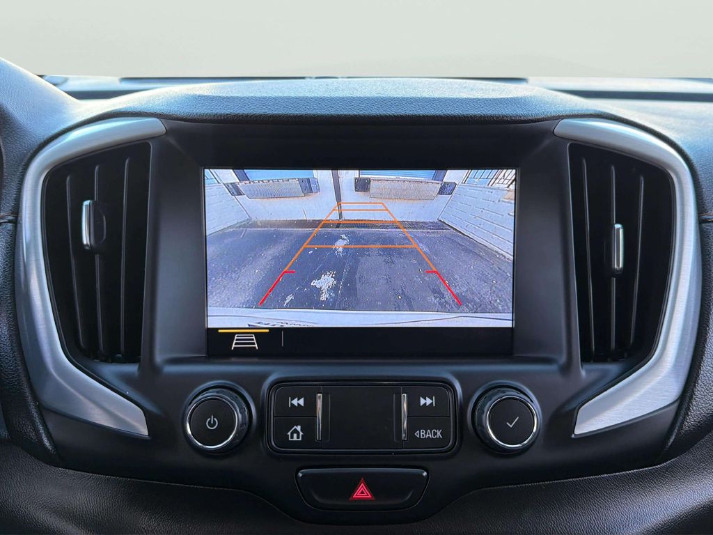 Photo 29 of this GMC TERRAIN