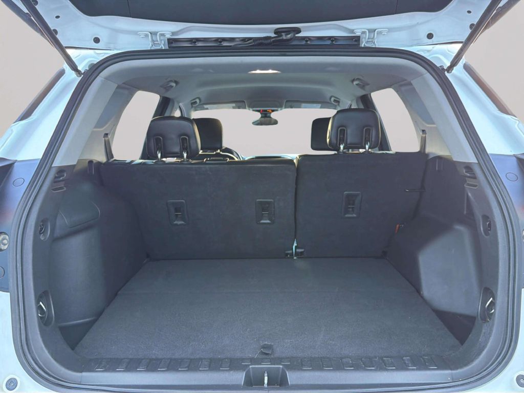 Photo 31 of this GMC TERRAIN