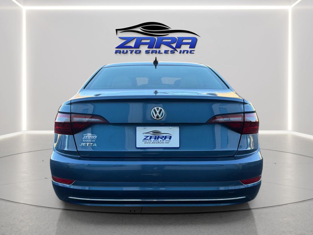 Photo 6 of this VOLKSWAGEN JETTA