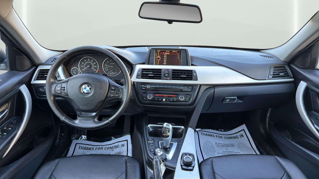 Photo 20 of this BMW 3 SERIES