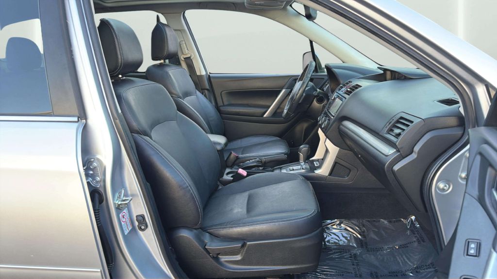 Photo 13 of this SUBARU FORESTER