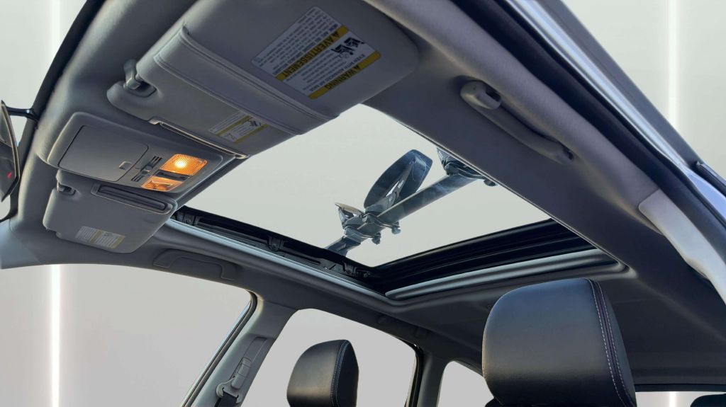 Photo 19 of this SUBARU FORESTER