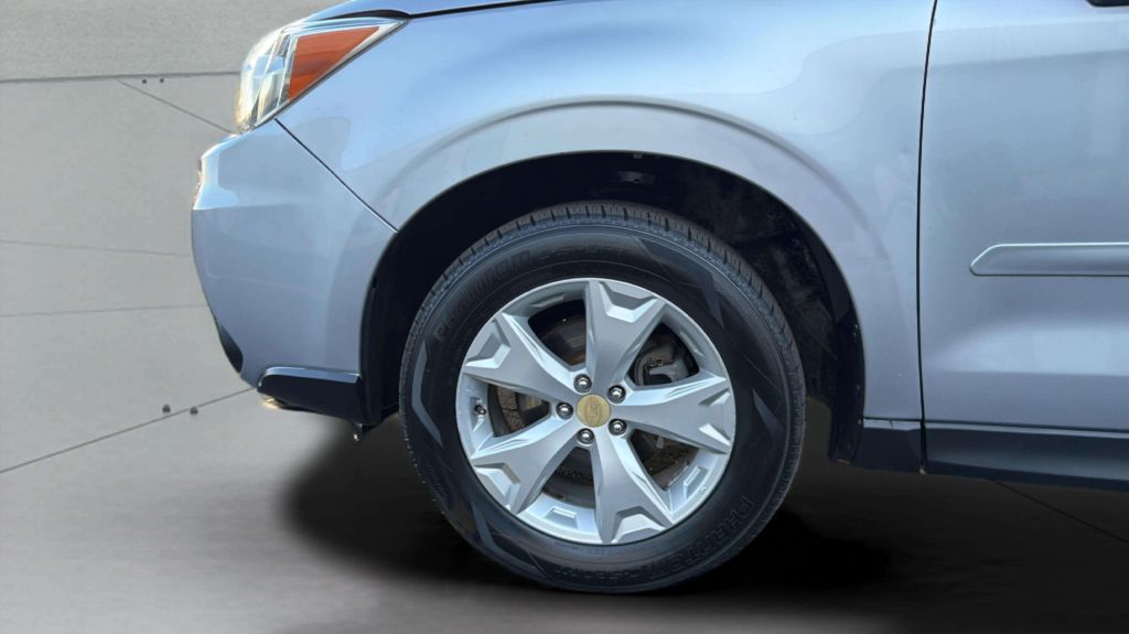 Photo 34 of this SUBARU FORESTER