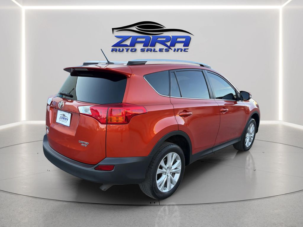 Photo 7 of this TOYOTA RAV4
