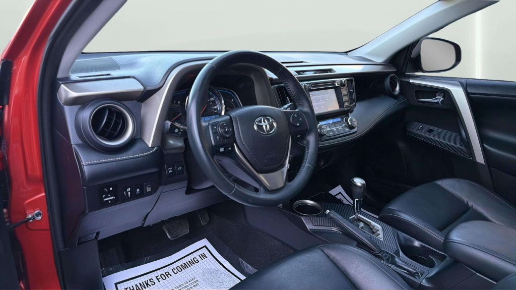 Photo 17 of this TOYOTA RAV4