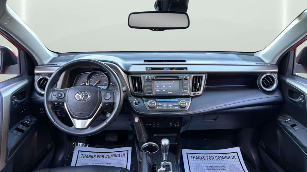 Photo 21 of this TOYOTA RAV4