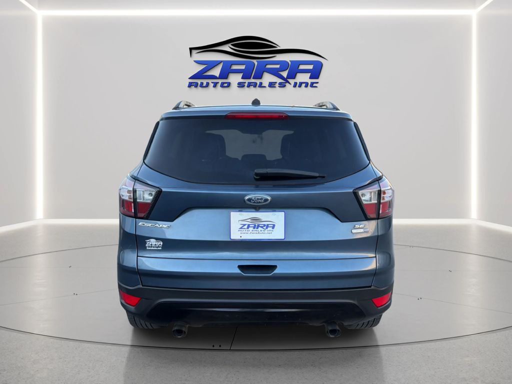 Photo 6 of this FORD ESCAPE