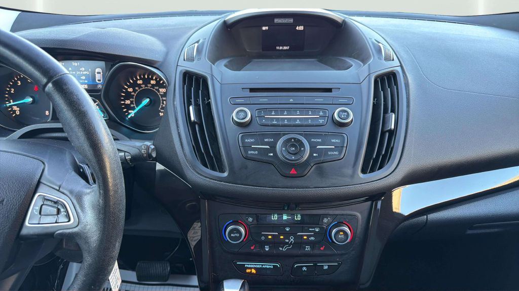 Photo 21 of this FORD ESCAPE