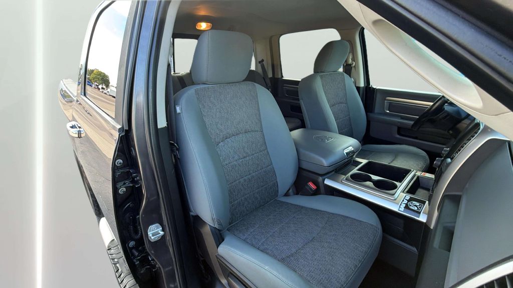 Photo 14 of this RAM 1500