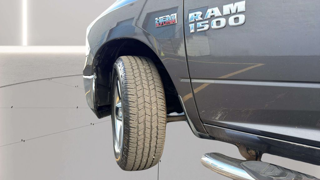 Photo 31 of this RAM 1500