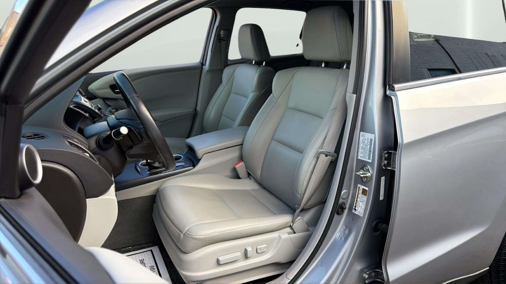 Photo 12 of this ACURA RDX