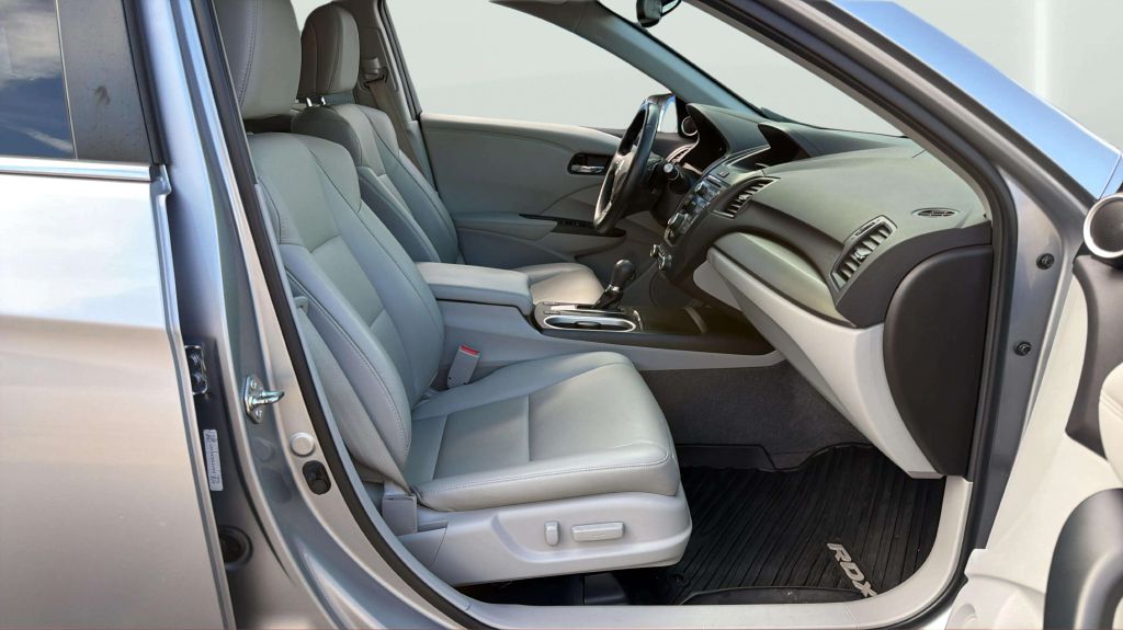 Photo 13 of this ACURA RDX