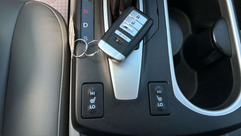 Photo 31 of this ACURA RDX