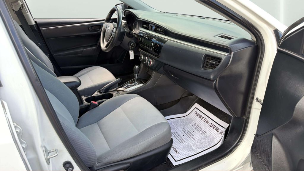 Photo 15 of this TOYOTA COROLLA