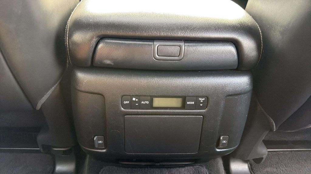 Photo 22 of this NISSAN ARMADA