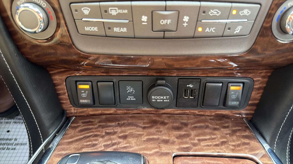 Photo 33 of this NISSAN ARMADA