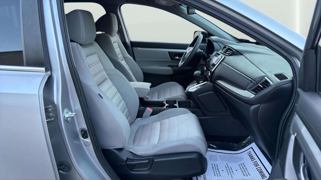 Photo 13 of this HONDA CR-V