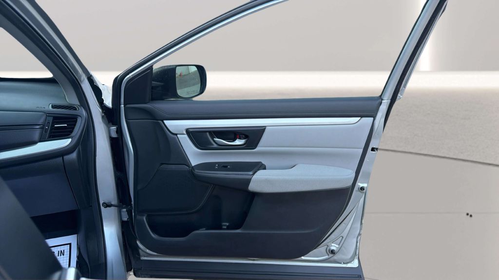 Photo 16 of this HONDA CR-V